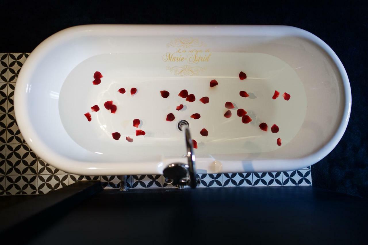 Les Secrets De Marie-Astrid, Suite Love Room Bordeaux Exterior foto
